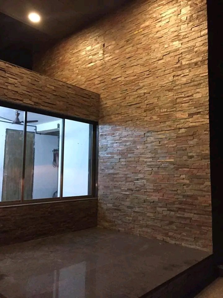 Interior Corner - Rust Stone Cladding